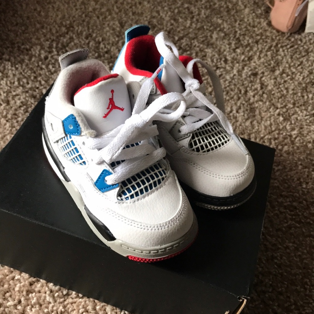 Jordan’s - Picture 2 of 6